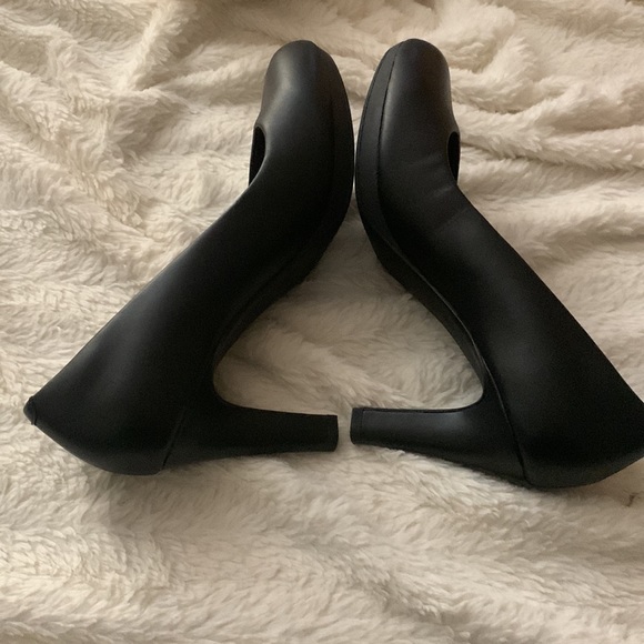 CLARKS ADRIEL VIOLA BLACK LEATHER - Picture 4 of 8